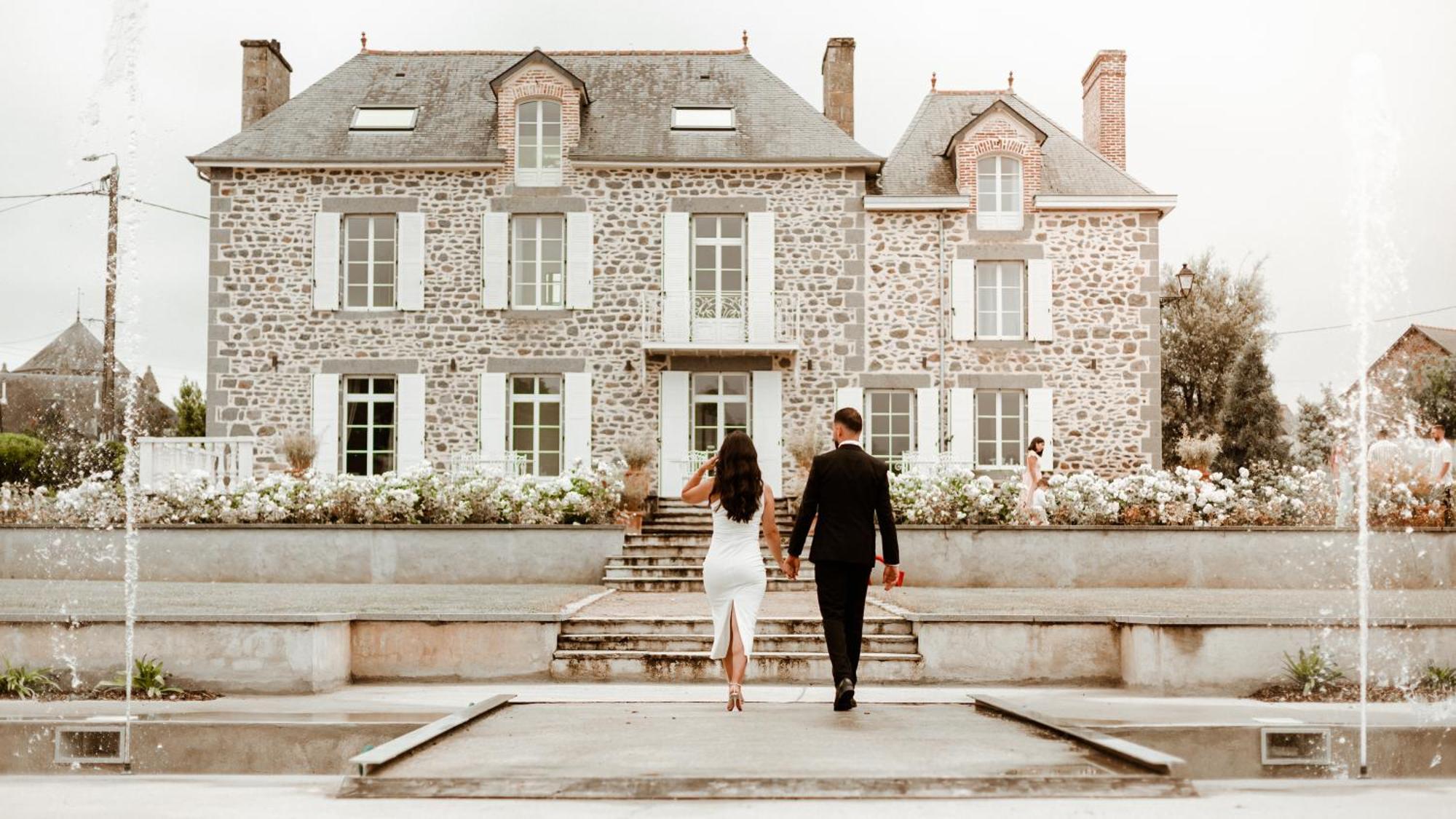 Bed and Breakfast Domaine Les Jardins Darsene Tinténiac Exteriér fotografie